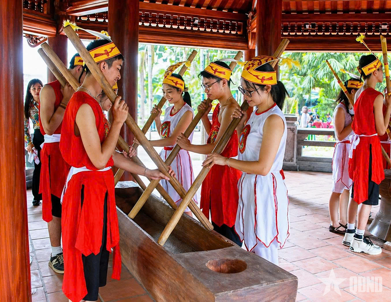 Nhịp tay chạm vào ký ức ngàn năm